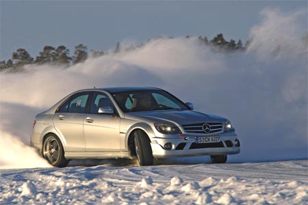 Mercedes winter drift #3
